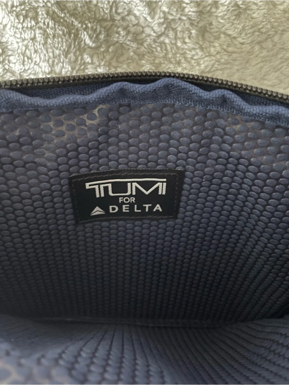 Tumi black gray